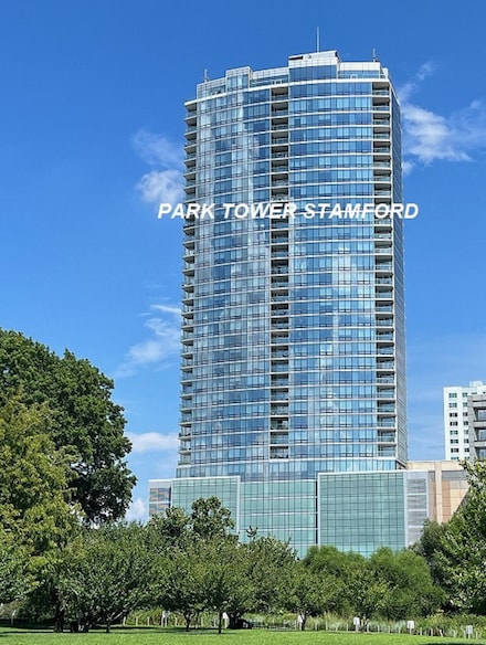 1 Broad St Unit PH30C, Stamford, CT 06901