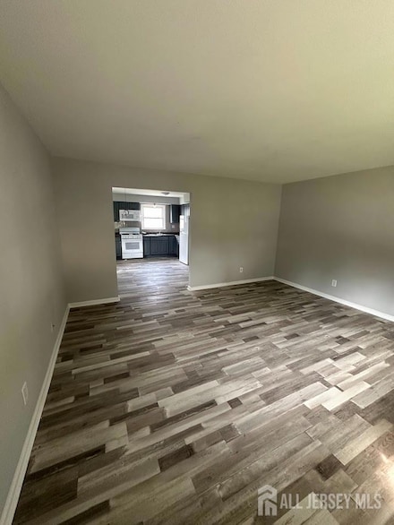1316 Mccandless St, Linden, NJ 07036