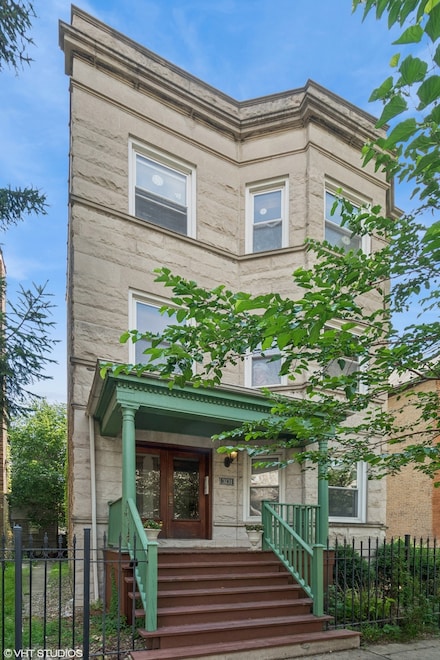 3131 N Clifton Ave Unit 1, Chicago, IL 60657
