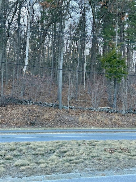 134 Leominster Rd, Sterling, MA 01564