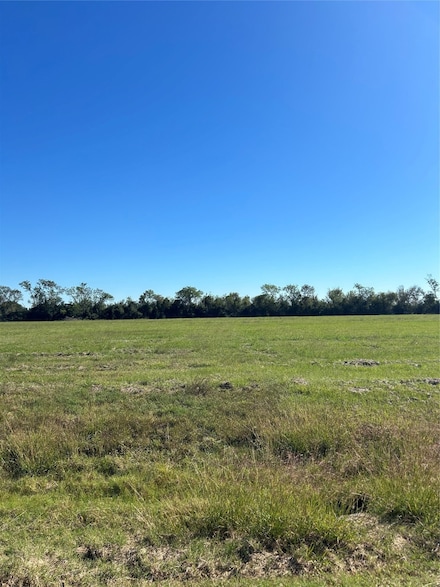 000 Brahman Trail, Angleton, TX 77515