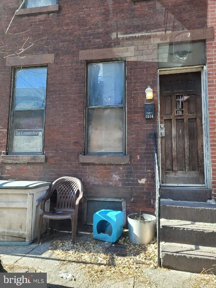 1544 S Bambrey St, Philadelphia, PA 19146