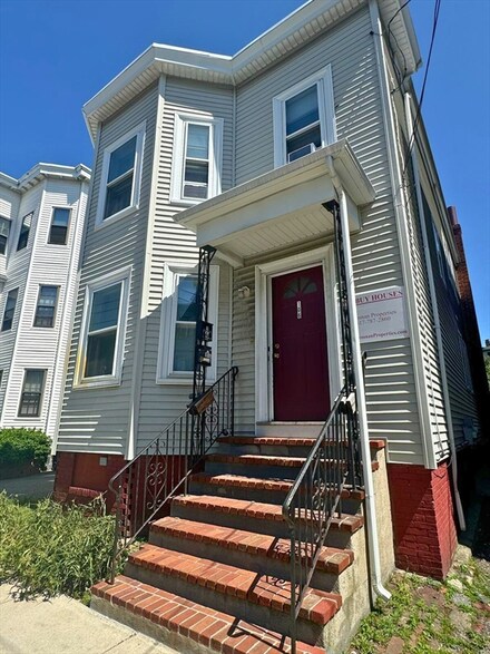106 Congress Ave, Chelsea, MA 02150