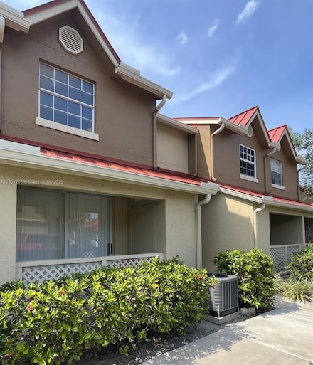 18352 NW 68th Ave Unit F, Hialeah, FL 33015