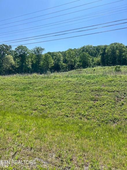 2143 U S 411, Madisonville, TN 37354