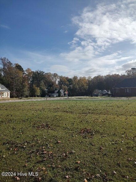 104 Gambit Ct, Washington, NC 27889