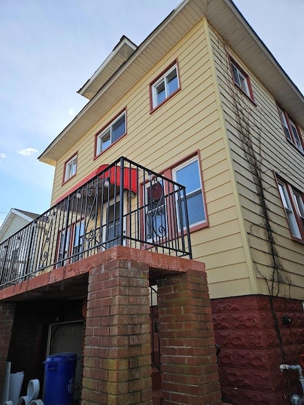 27 Delaware Ave Unit 1st Floor, Long Beach, NY 11561