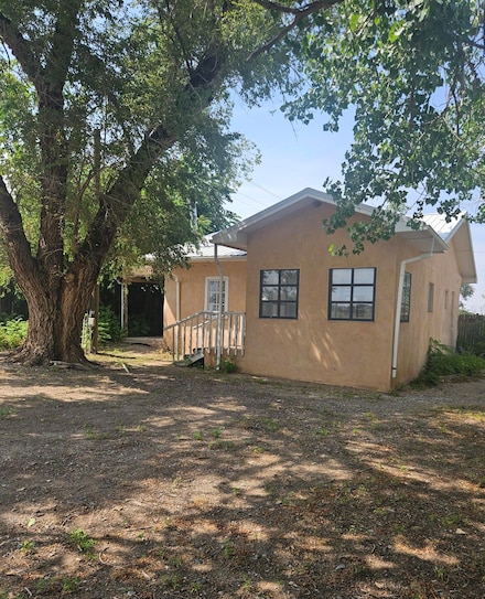 562 Hwy 116, Bosque, NM 87006