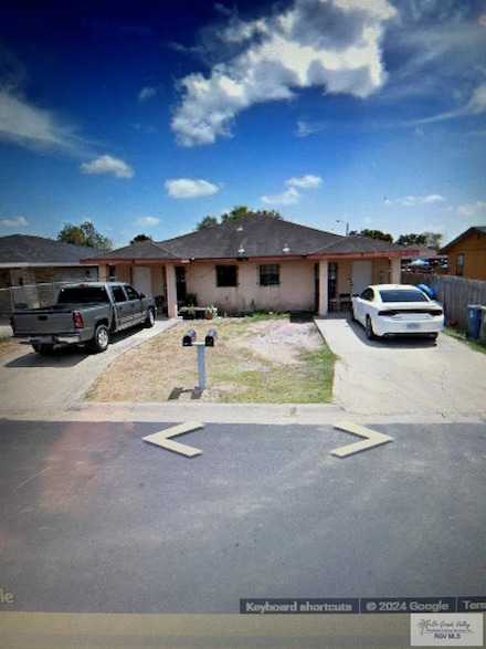 6806 Greystone Dr, Brownsville, TX 78521