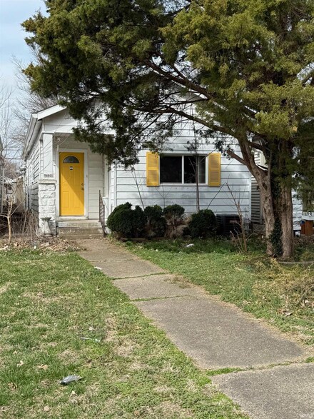 1728 E Illinois St, Evansville, IN 47711