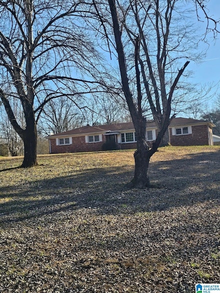 2749 Moore Rd, Adamsville, AL 35005