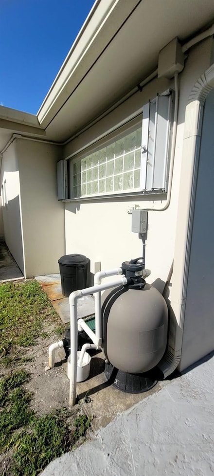 4330 SW 10th St, Plantation, FL 33317