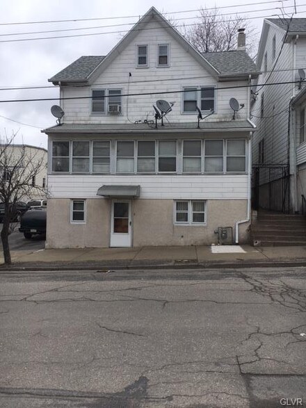 777 Alter St, Hazleton, PA 18201