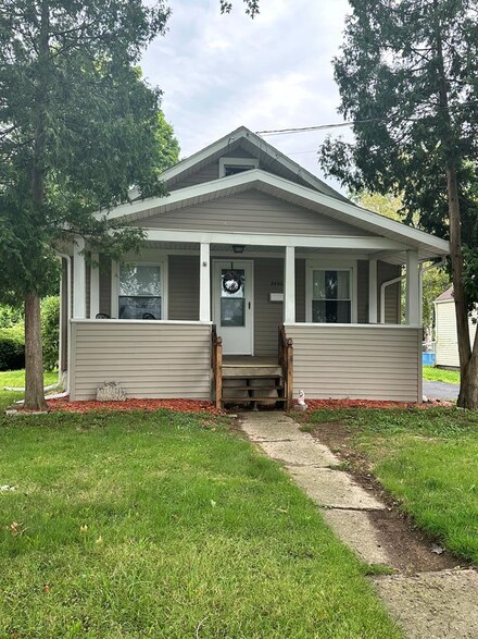 2440 Pennsylvania Ave, Sayre, PA 18840