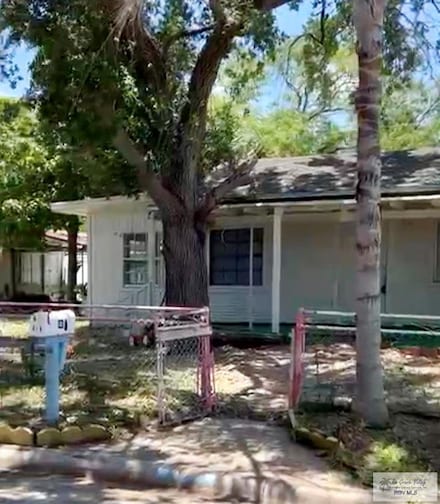 610 Charlotte St, San Benito, TX 78586