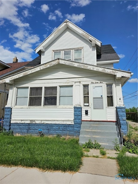 363 Sheldon St, Toledo, OH 43605
