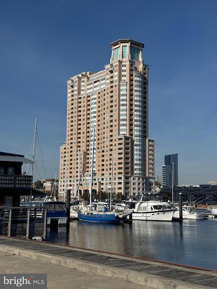 100 Harborview Dr Unit 913, Baltimore, MD 21230