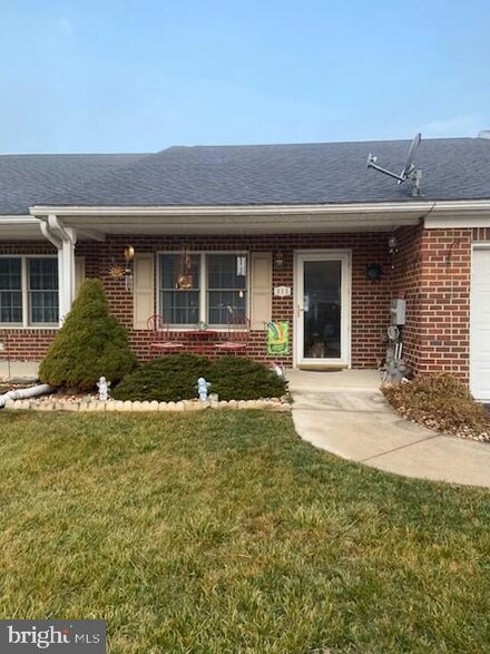 315 Key Dr W, Hagerstown, MD 21740