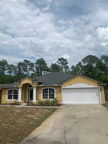 701 Twin Lake Ave, Deltona, FL 32738