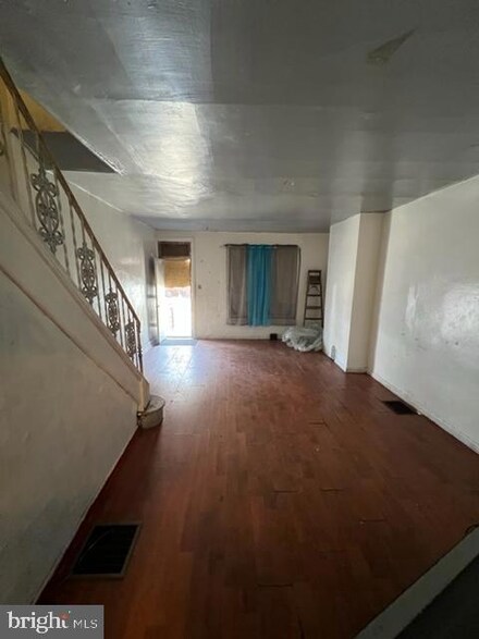 732 E Madison St, Philadelphia, PA 19134