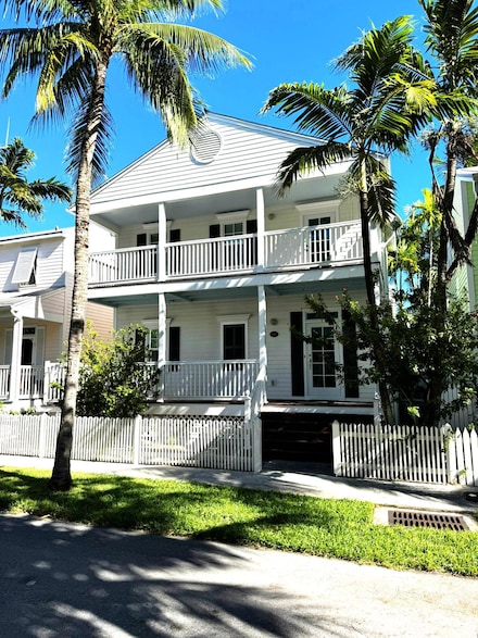 212 Golf Club Dr, Key West, FL 33040