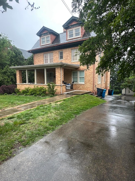 2319 Avenham Ave SW, Roanoke, VA 24014