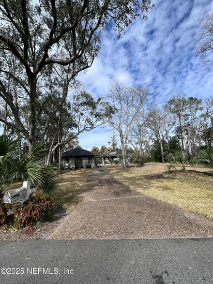 12536 Marsh Creek Dr, Ponte Vedra Beach, FL 32082