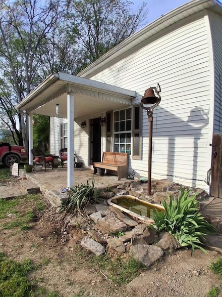 9245 Mason Lewis Rd, Maysville, KY 41056