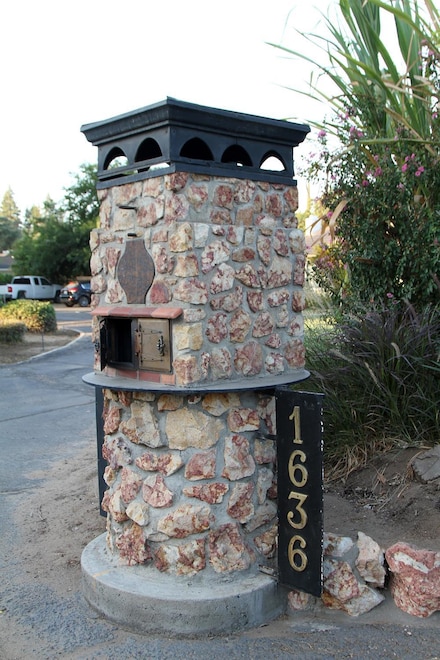 1636 S Clovis Ave, Fresno, CA 93727