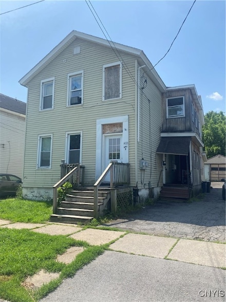 1433 Erie St, Utica, NY 13502