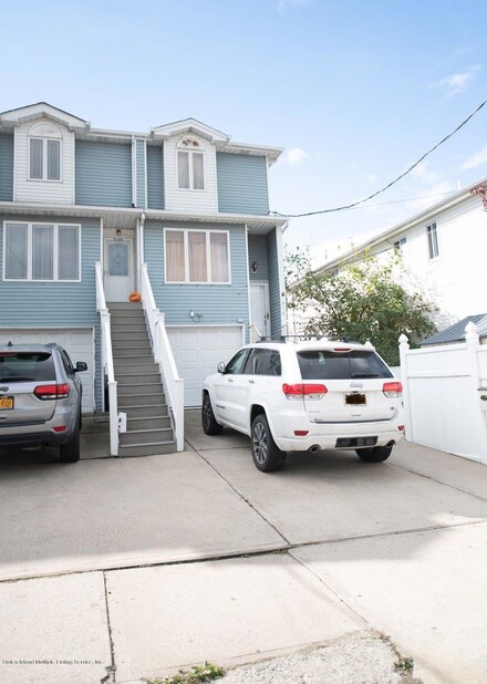516 Midland Ave, Staten Island, NY 10306