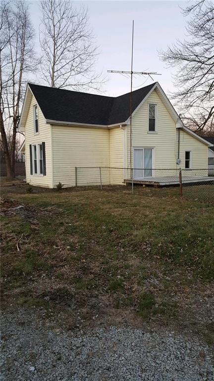 101 S California St, Sheridan, IN 46069