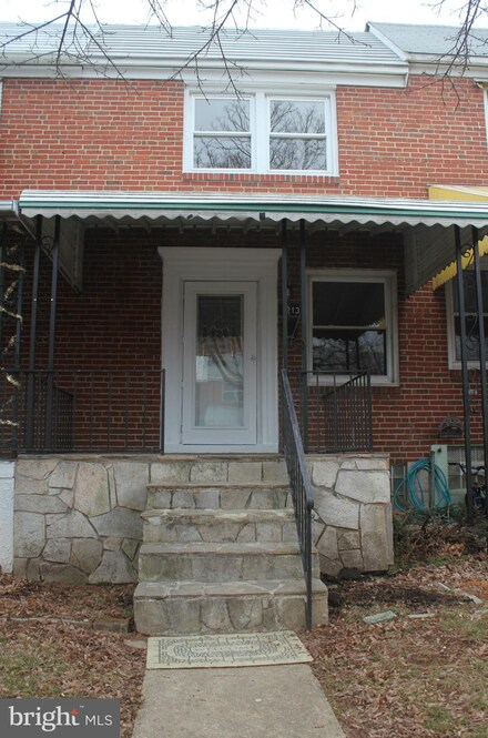 1213 Anglesea St, Baltimore, MD 21224