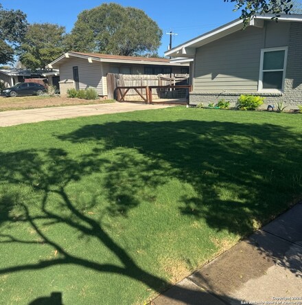 243 Eastley Dr, San Antonio, TX 78217