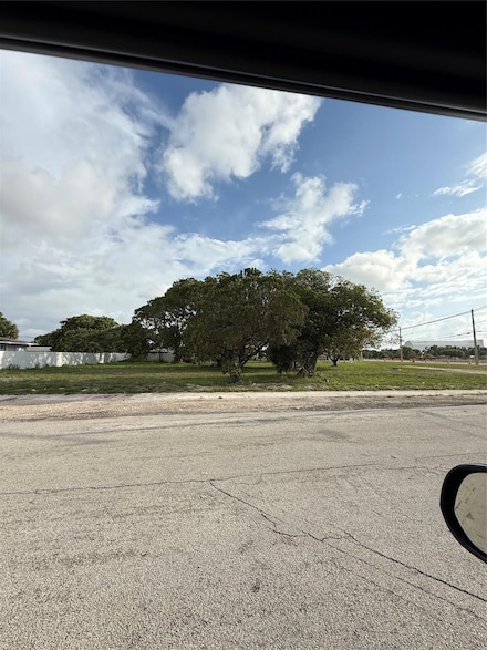 113 NW 15th St, Pompano Beach, FL 33060