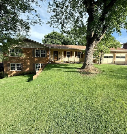 113 Lancaster Dr, Kingsport, TN 37663