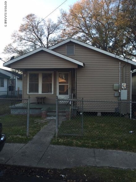 124 S General Marshall St, Lafayette, LA 70501