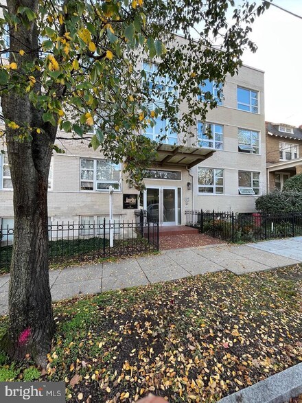 712 Marietta Place NW Unit 2, Washington, DC 20011
