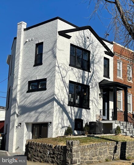1049 Quebec Place NW, Washington, DC 20010