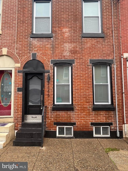 2666 Belgrade St, Philadelphia, PA 19125