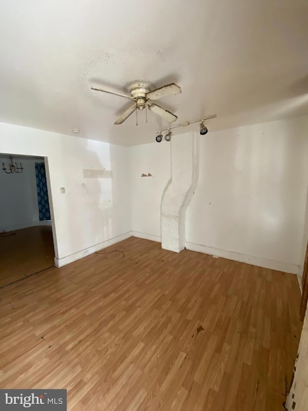 6329 N Woodstock St, Philadelphia, PA 19138