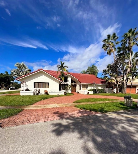 10141 SW 3rd St, Plantation, FL 33324