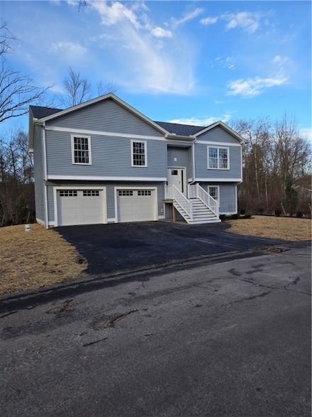 8 Sheffield Rd, Smithfield, RI 02828