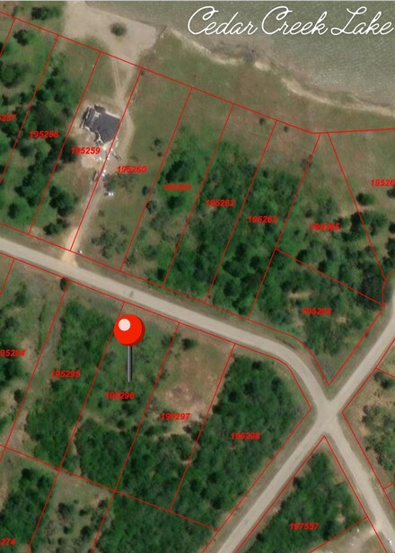 9432 W Shoreline Dr, Kemp, TX 75143
