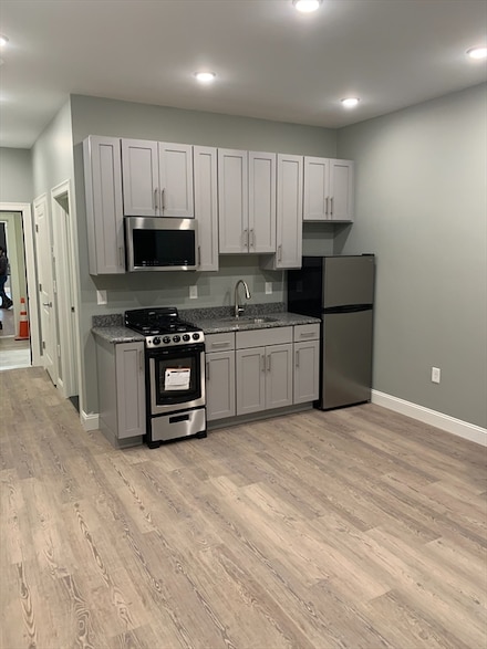 14 Yeamans St Unit 209, Revere, MA 02151