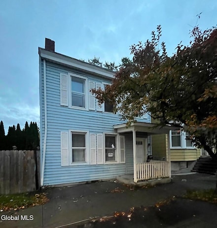 562 2nd Ave, Troy, NY 12182