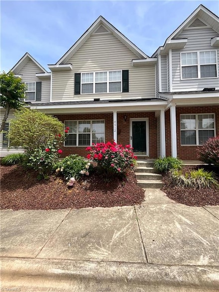 4612 Cross Ridge Ln, Greensboro, NC 27410