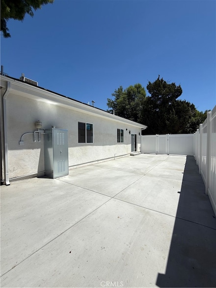 17646 Tribune St, Los Angeles, CA 91344