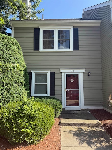 30 Cadogan Way, Nashua, NH 03062