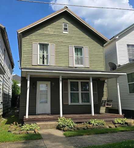 772 W 1st St, Ceredo, WV 25507